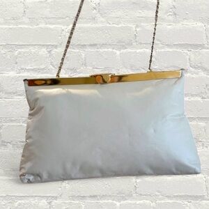 1960/70s Etra Cream Soft Leather Clutch w/ Gold Chain & Golden Hour Interior ✨